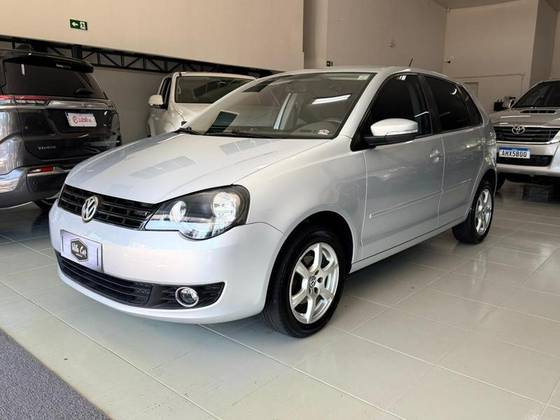 VOLKSWAGEN POLO 1.6 MI 8V FLEX 4P AUTOMATIZADO VOLKSWAGEN POLO 1.6 MI 8V FLEX 4P AUTOMATIZADO